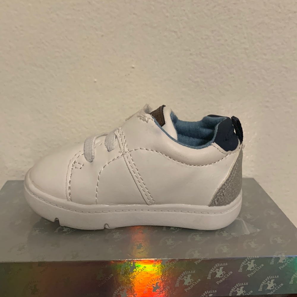 Brand new baby shoe